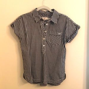 Vineyard Vines short sleeve top